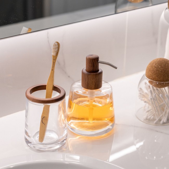 ESTIA ΑΝΤΛΙΑ ΣΑΠΟΥΝΙΟΥ ALLURE 320ml ΓΥΑΛΙΝΗ