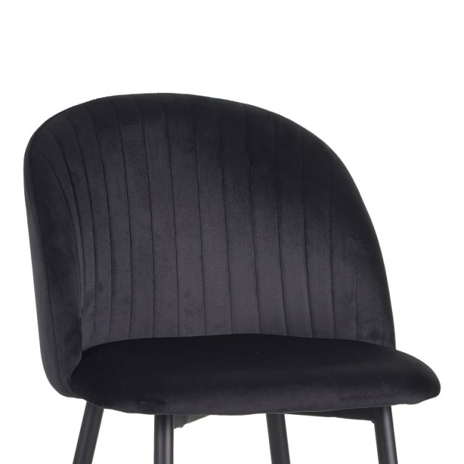 Σκαμπό μπαρ Barow pakoworld βελούδο σε μαύρη απόχρωση με μαύρα μεταλλικά πόδια 53x46.5x96.5