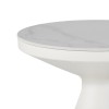 Βοηθητικά τραπέζια Coozlin Inart sintered stone σε απόχρωση λευκό μαρμάρου με λευκό μέταλλο