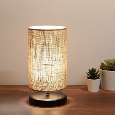 Huls Megapap fabric/wooden/metallic table lamp in natural/black color 15x24x30cm.