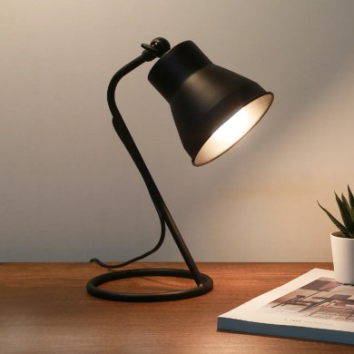 Mimi Megapap metallic desk lamp in black color 12x12x30cm.