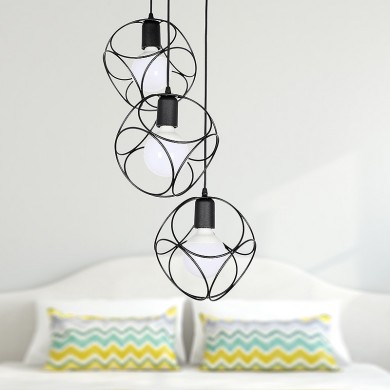 Lusita Megapap E27 metallic three-light ceiling light in black color 35x35x90cm.