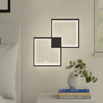 Estrid Megapap metallic Led wall lamp in black color 56x4x35cm.