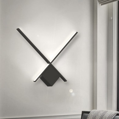 Division Megapap metallic Led wall lamp in black color 40x5x40cm.