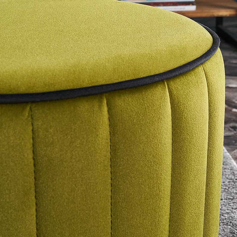 Lindy Megapap velvet stool in green color 40x40x40cm.