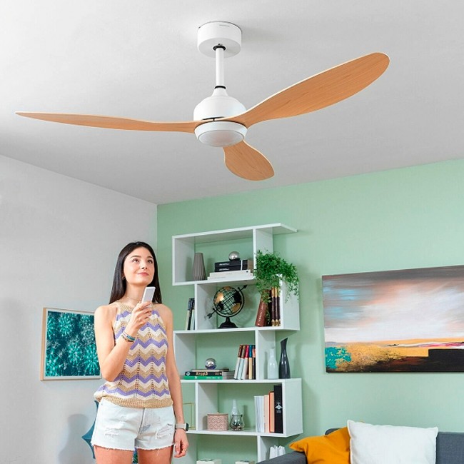 Ανεμιστήρας οροφής με LED και 3 πτερύγια Flaled InnovaGoods V0103873 Ø132 χρώμα λευκό - φυσικό 36W