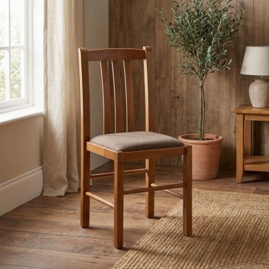 Derry Megapap dining chair made of solid beech wood walnut color 42x42x90cm.