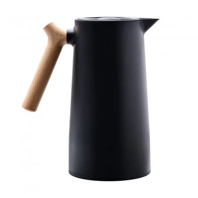INSULATED JUG WITH ERGONOMIC HANDLE 1lt BLACK