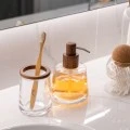 ESTIA ΑΝΤΛΙΑ ΣΑΠΟΥΝΙΟΥ ALLURE 320ml ΓΥΑΛΙΝΗ