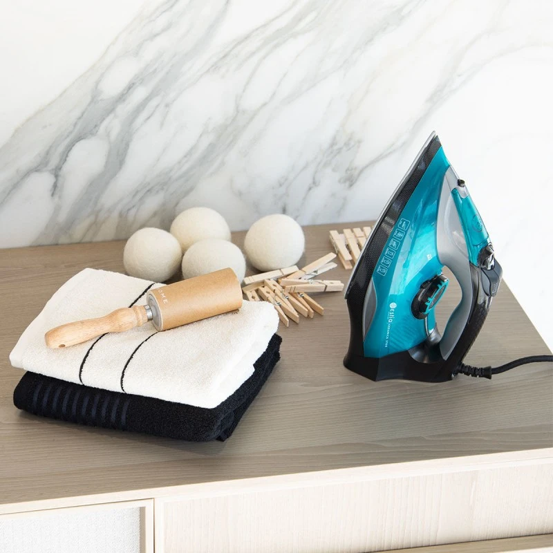 STEAM IRON CERAMICA  3100W WITH CERAMIC SOLEPLATE