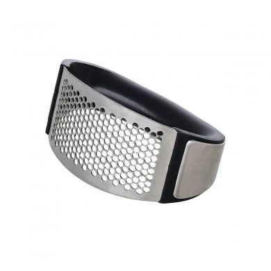 GARLIC PLESS STAINLESS STEEL WITH ERGONOMIC SILICONE HANDLE