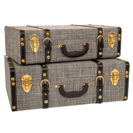 SET 2 BLACK AND WHITE CHECERED LUGGAGE WITH GOLD DETAILS 50X17X34CM 46X14X28CM