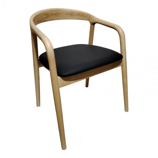 Hogie pakoworld rubberwood armchair in natural shade with black pu cushion 61x60x76cm