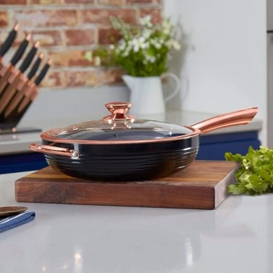 Frying pan with non-stick lid made of aluminum bronzed No24