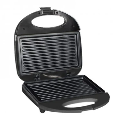Non-stick toaster 750W color black 22x22x6cm.