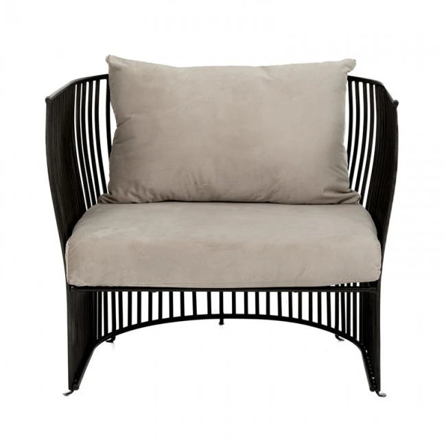 METAL BLACK ARMCHAIR WITH WHITE PILLOW 74Χ67Χ65CM.