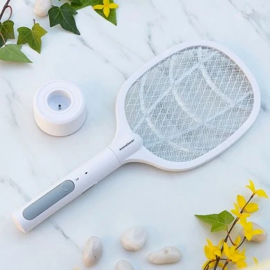 Rechargeable 2 in 1 UV Insect Killer Racket 18x44.5x8cm.