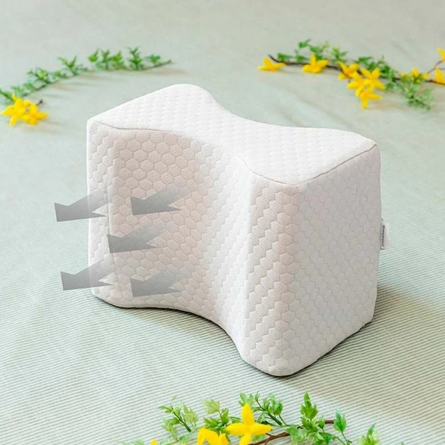 Foot pillow with fastening strap 25.2x21x15.4cm.