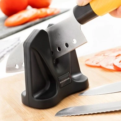 Knife sharpener Pro V Sharvy InnovaGoods V0103090 color black 9.5x5.5x9.5cm.