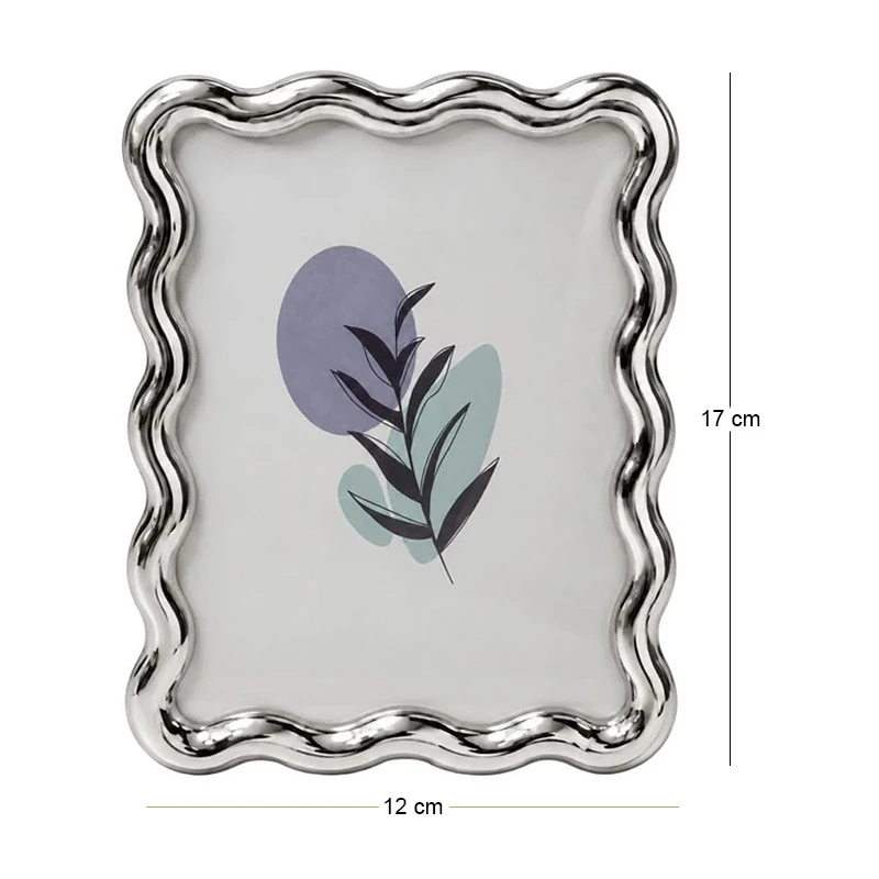 WAVY PHOTO FRAME IN SILVER COLOR 17X12CM