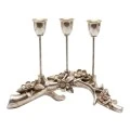 SILVER 3 ARM RESIN CANDLEHOLDER WITH EMBOSSED LEAVES 22X7X17CM