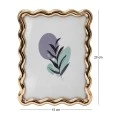 WAVY PHOTO FRAME IN GOLD COLOR 20X15CM