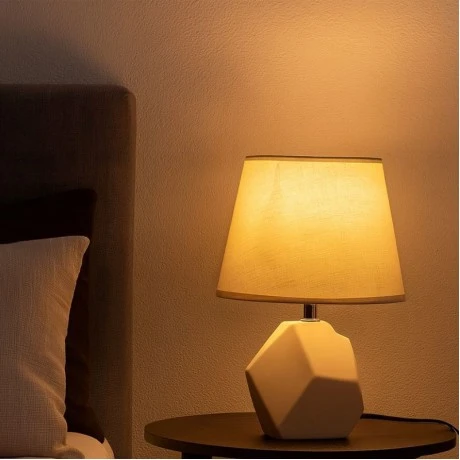 BEIGE CERAMIC LAMP WITH HAT D20Χ29.5CM