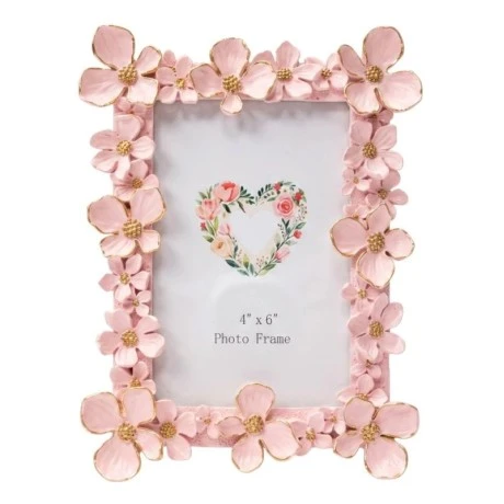 WHITE RESIN PHOTO FRAME WITH EMBOSSED FLOWERS 10X15CM