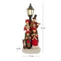 XMAS RESIN FAMILY SITTING IN LANTERN CAROL 15X13X37CM.