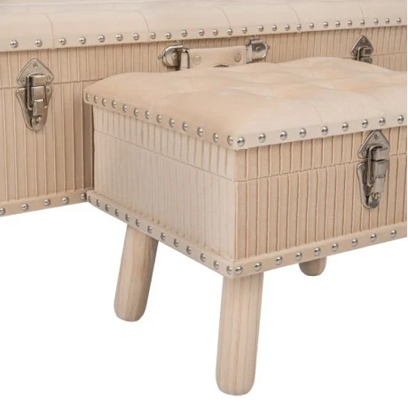 SET 3 CRΘME CAPITONE STOOL CHEST WITH SILVER DETAILS 90X44X40CM 40X32X32CM (X2)