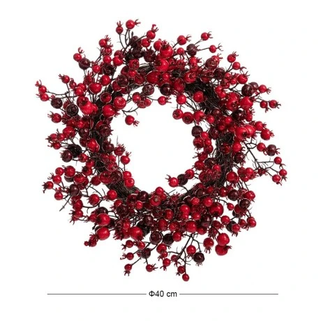 RED WREATH WITH BERRIES 40CM