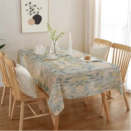 Tablecloth multicolor 140x140cm.