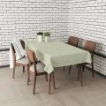 Tablecloth easy clean in green color 140x140cm.