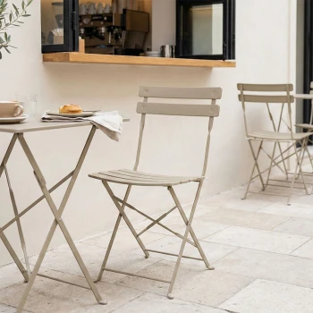 Καρέκλα Bistro pakoworld μεταλλική αναδιπλούμενη σε σαμπανί 42x46x82εκ