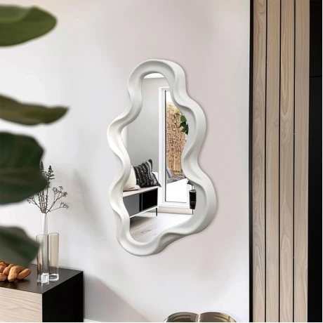 Liquid pakoworld pp mirror in white shade 26x2.7x39cm